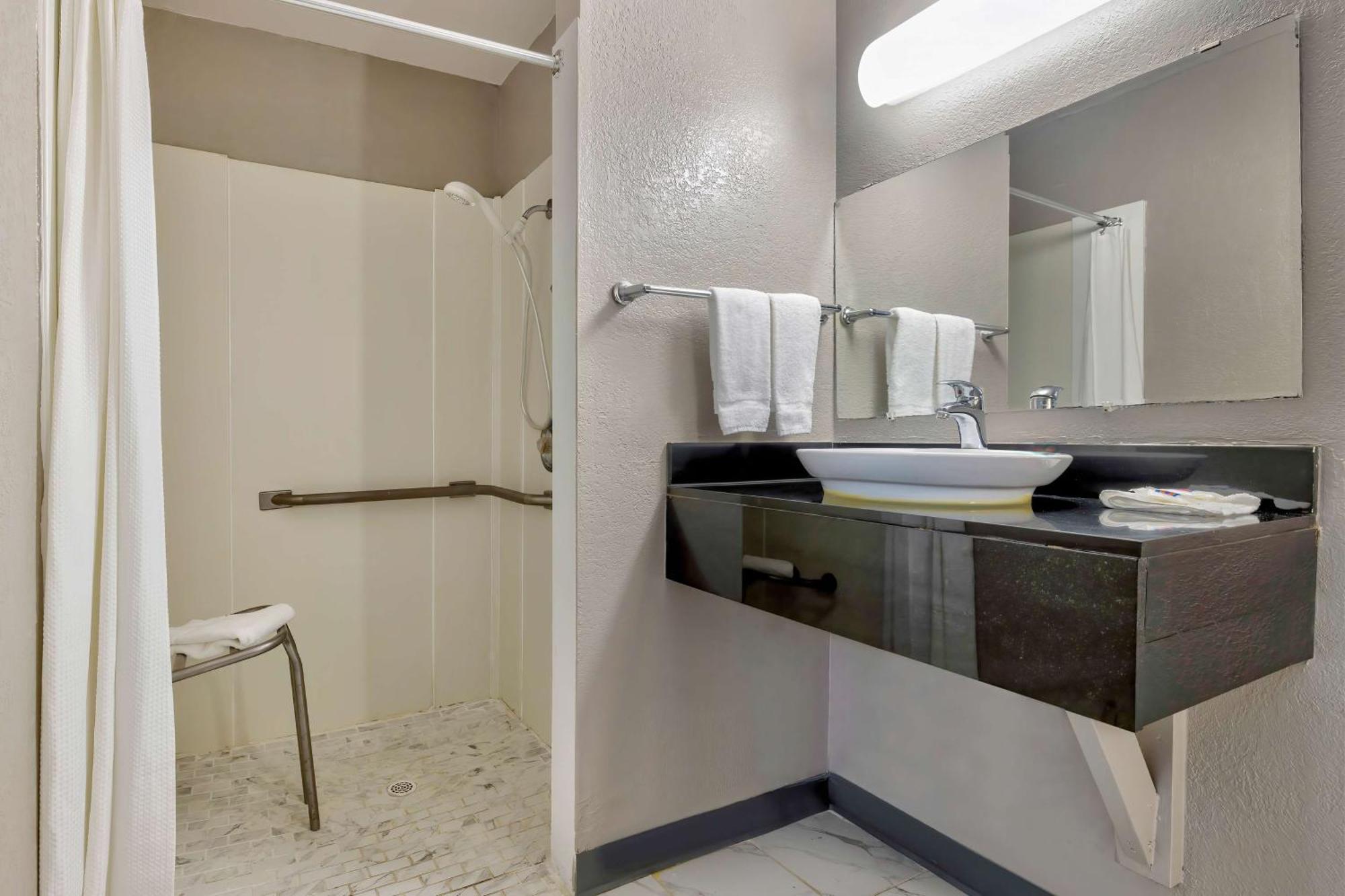 Motel 6-Oshkosh, Wi Luaran gambar