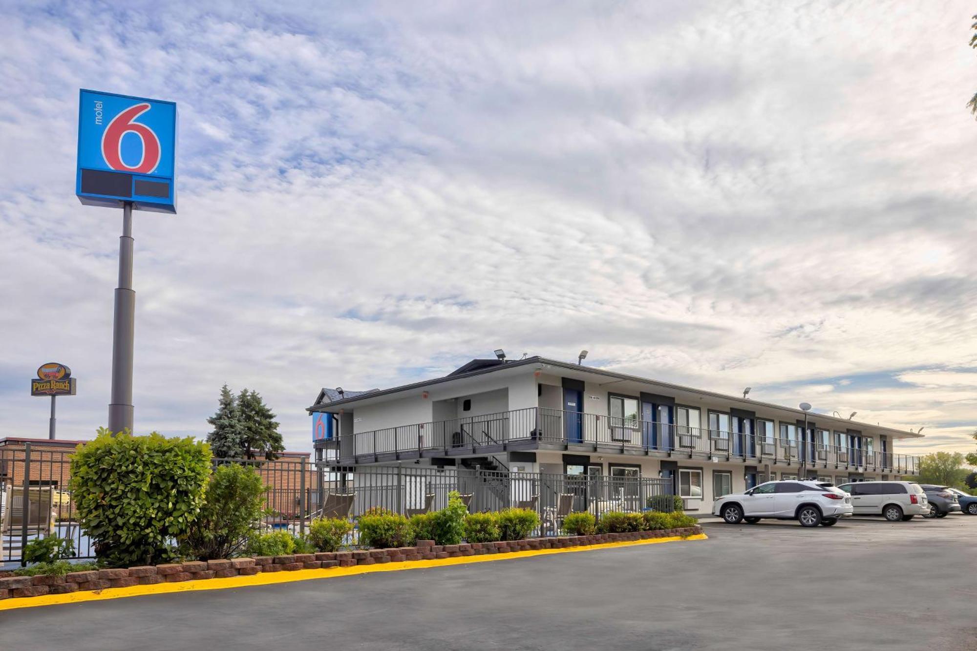 Motel 6-Oshkosh, Wi Luaran gambar
