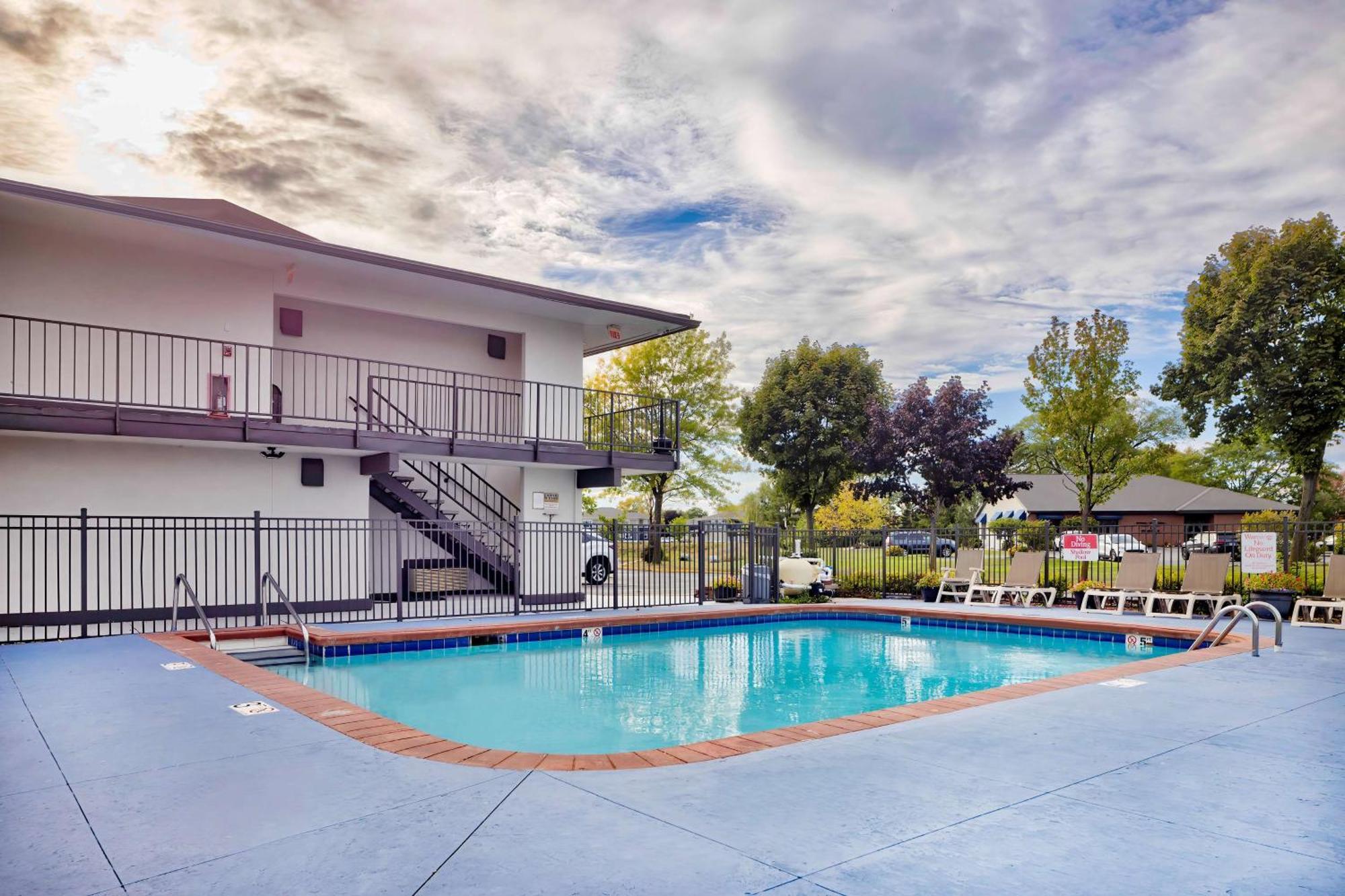 Motel 6-Oshkosh, Wi Luaran gambar