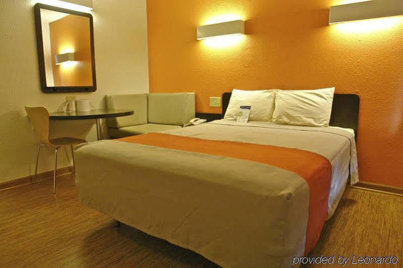 Motel 6-Oshkosh, Wi Luaran gambar