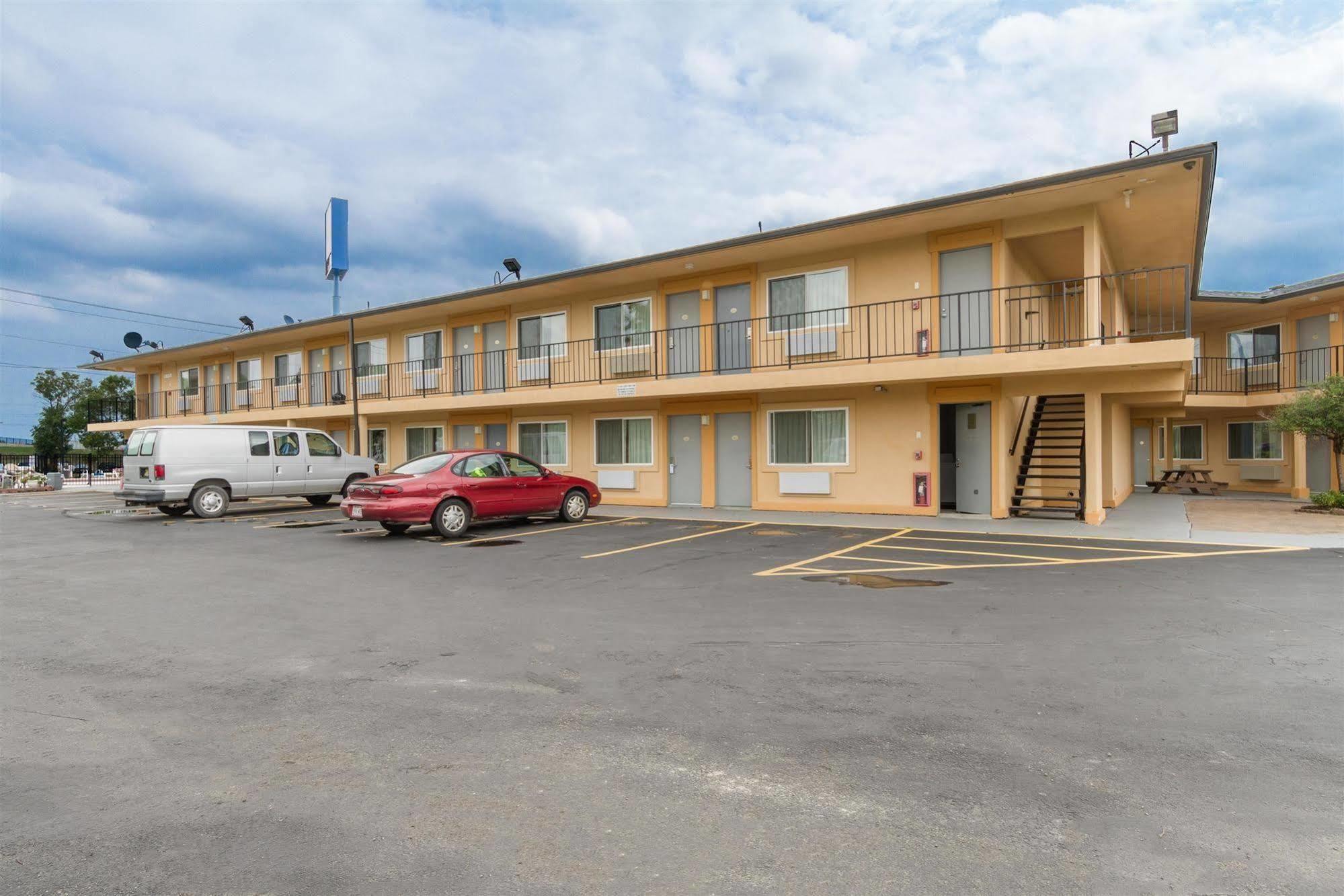 Motel 6-Oshkosh, Wi Luaran gambar