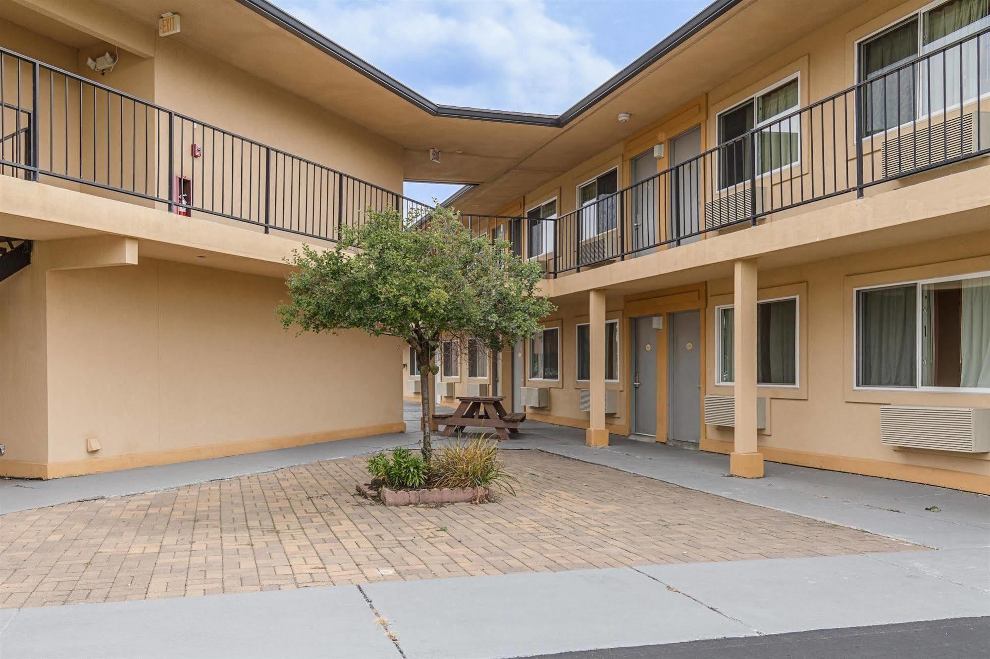 Motel 6-Oshkosh, Wi Luaran gambar