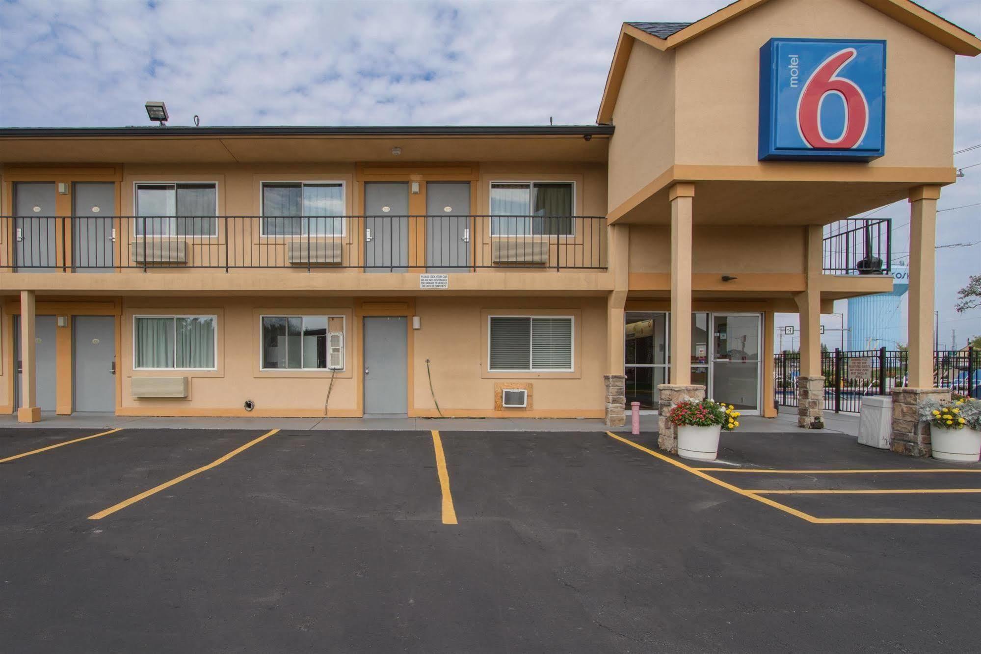 Motel 6-Oshkosh, Wi Luaran gambar